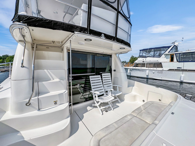 Island Seeker Yacht Photos Pics 