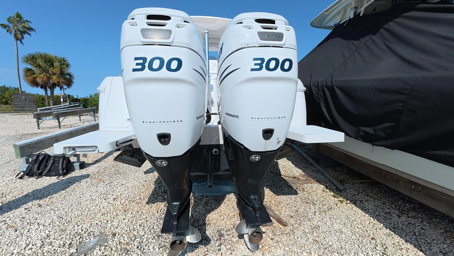 Johnny Be Good Yacht Photos Pics 