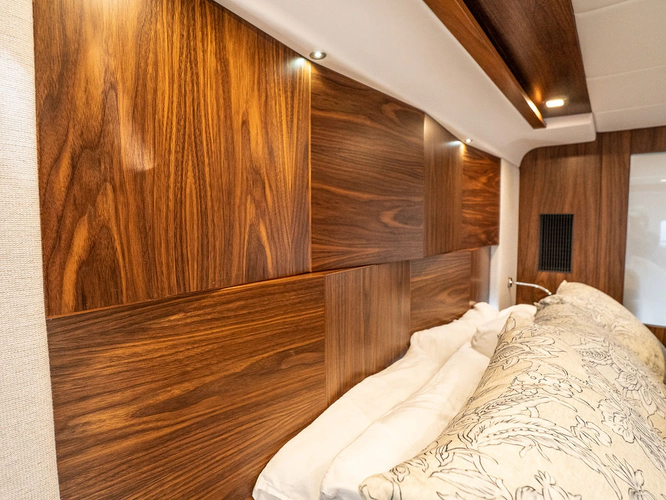 Tree-o Yacht Photos Pics 