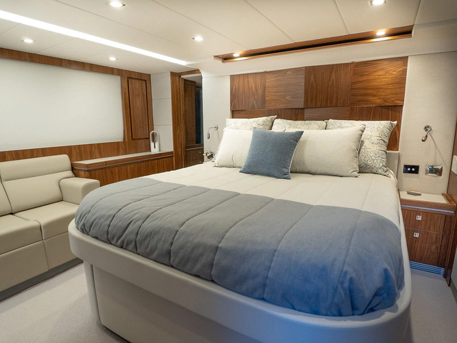 Tree-o Yacht Photos Pics 