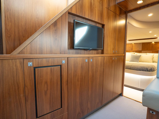 Tree-o Yacht Photos Pics 