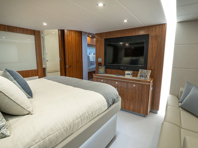 Tree-o Yacht Photos Pics 