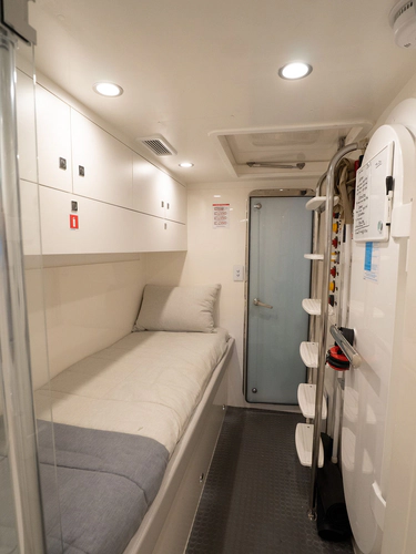 Tree-o Yacht Photos Pics 