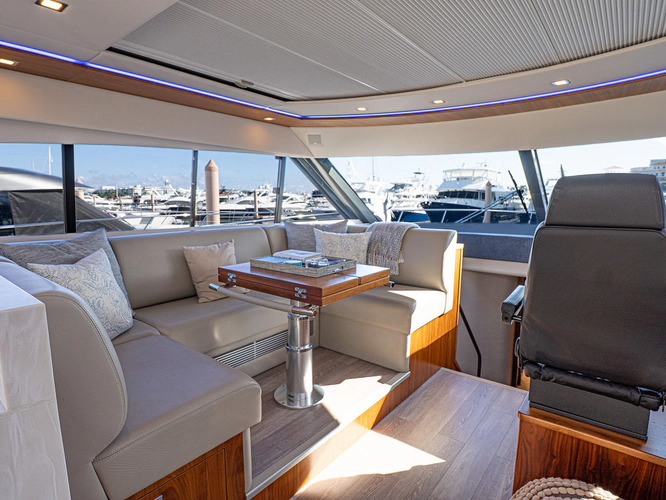 Tree-o Yacht Photos Pics 