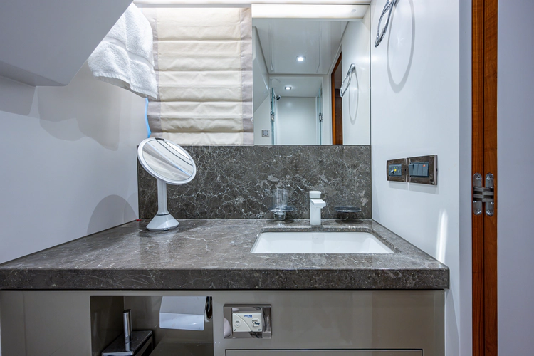 Satori Yacht Photos Pics 