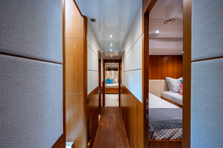 Satori Yacht Photos Pics 