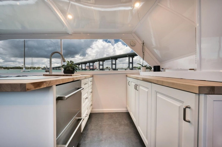 Tradewinds Yacht Photos Pics 