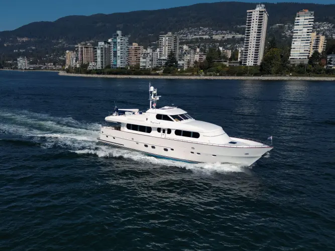 Hapiness II Yacht Photos Pics 