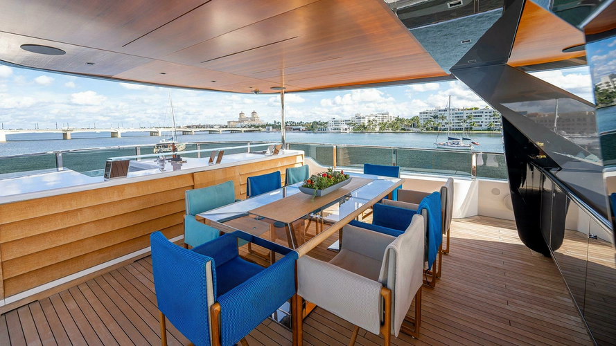 Neverland Yacht Photos Pics 