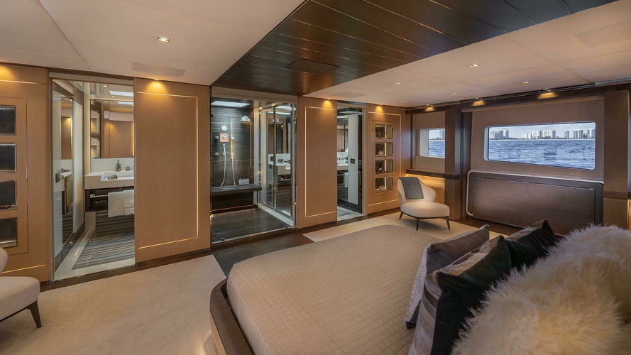Neverland Yacht Photos Pics 