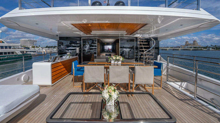 Neverland Yacht Photos Pics 