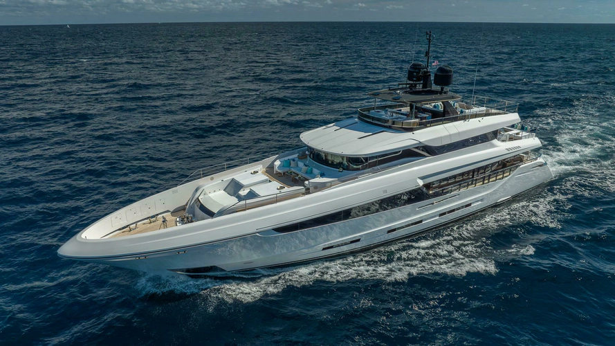 Neverland Yacht Photos Pics 
