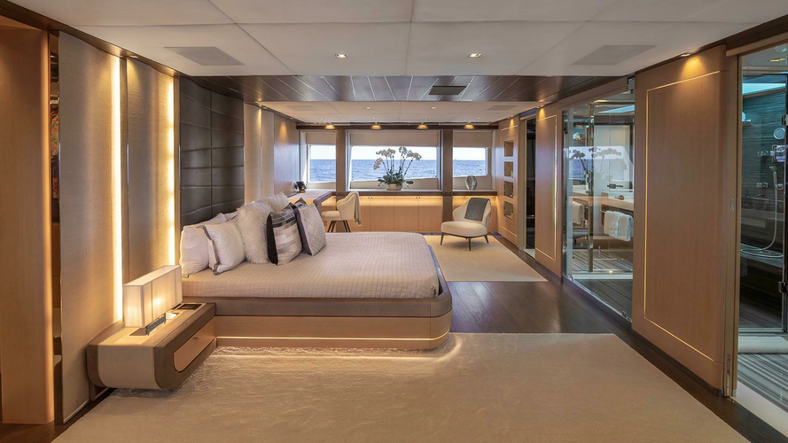 Neverland Yacht Photos Pics 