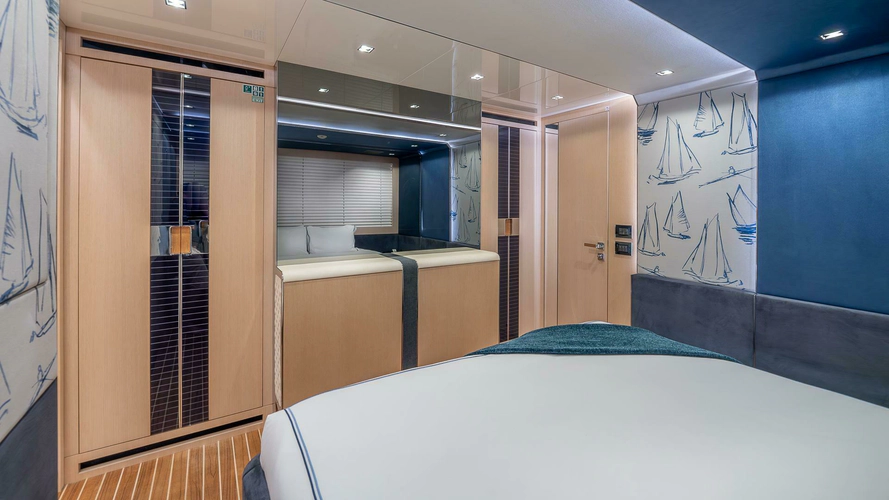 Neverland Yacht Photos Pics 