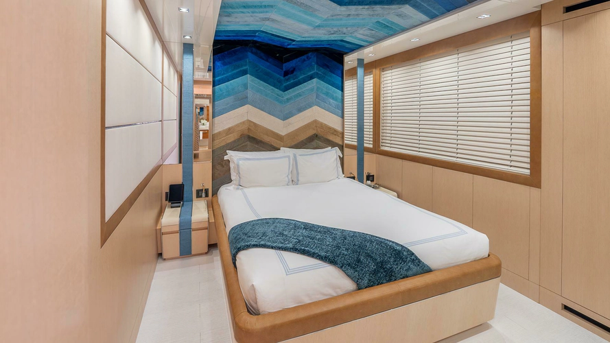 Neverland Yacht Photos Pics 