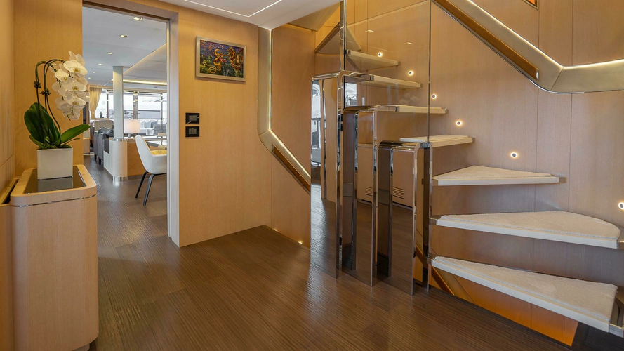Neverland Yacht Photos Pics 