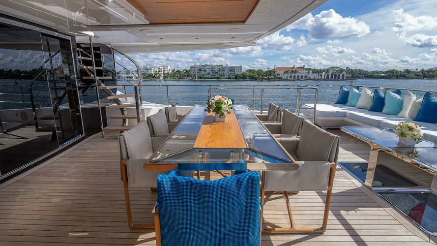 Neverland Yacht Photos Pics 