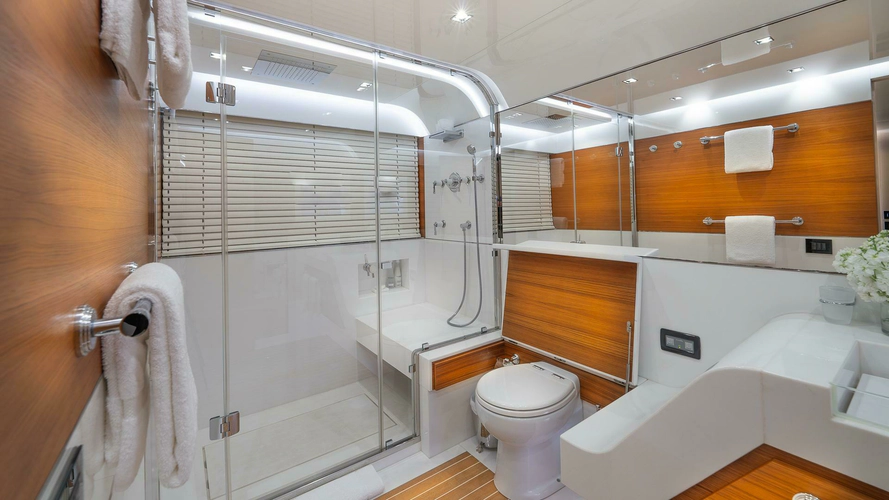 Neverland Yacht Photos Pics 