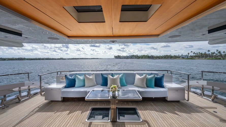 Neverland Yacht Photos Pics 