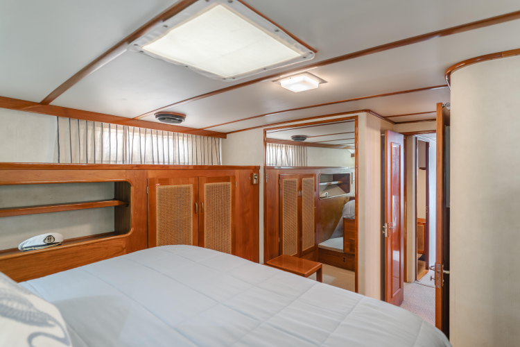 Vin Santo Yacht Photos Pics 