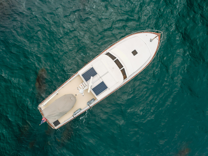 Vin Santo Yacht Photos Pics 