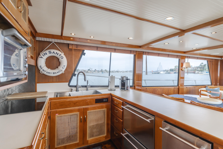 Vin Santo Yacht Photos Pics 