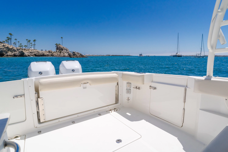 Mr. Lucky Yacht Photos Pics 