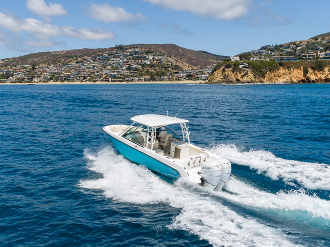 Mr. Lucky Yacht Photos Pics 