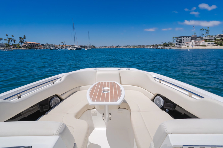 Mr. Lucky Yacht Photos Pics 