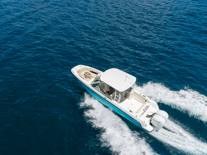 Mr. Lucky Yacht Photos Pics 