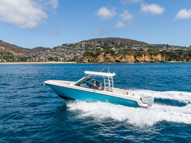 Mr. Lucky Yacht Photos Pics 