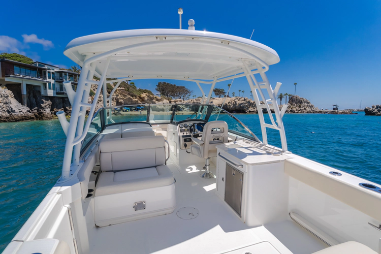 Mr. Lucky Yacht Photos Pics 