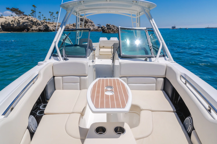 Mr. Lucky Yacht Photos Pics 