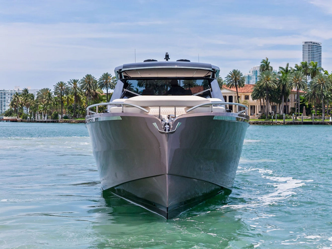 Felicita Yacht Photos Pics 