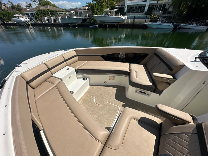 Tireless Yacht Photos Pics 