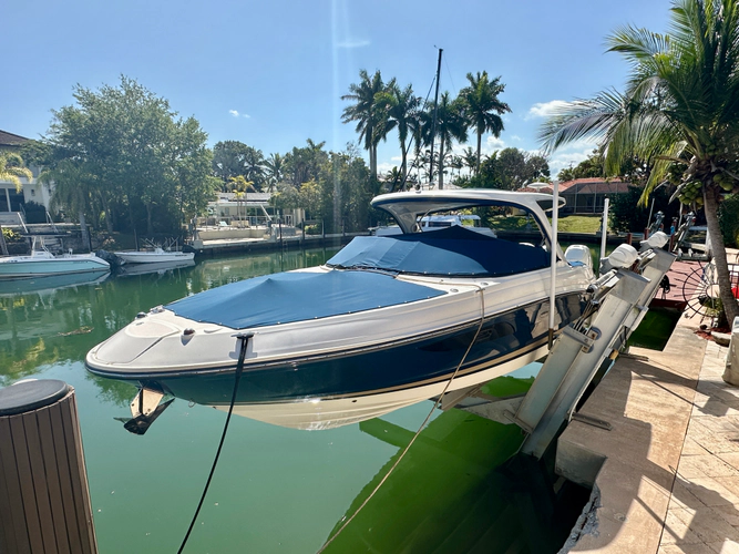 Tireless Yacht Photos Pics 