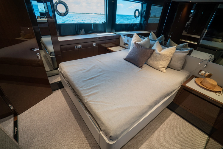 Bel Sogno Yacht Photos Pics 