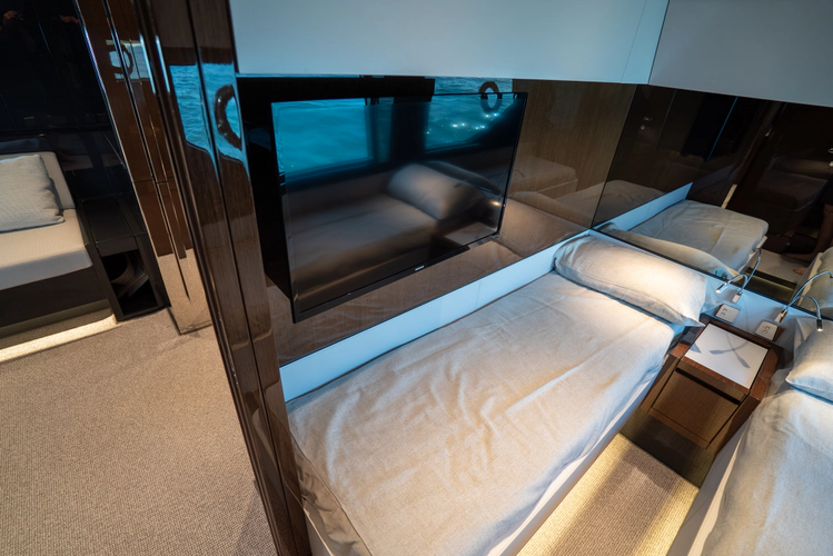 Bel Sogno Yacht Photos Pics 