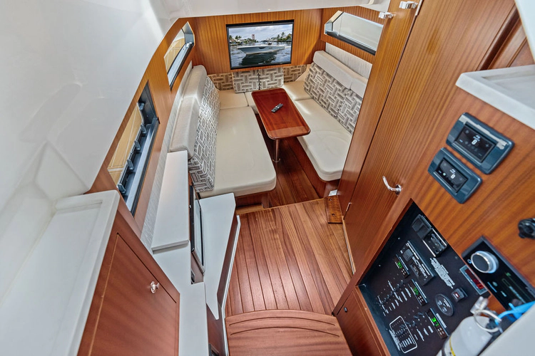 Ninipop Yacht Photos Pics 