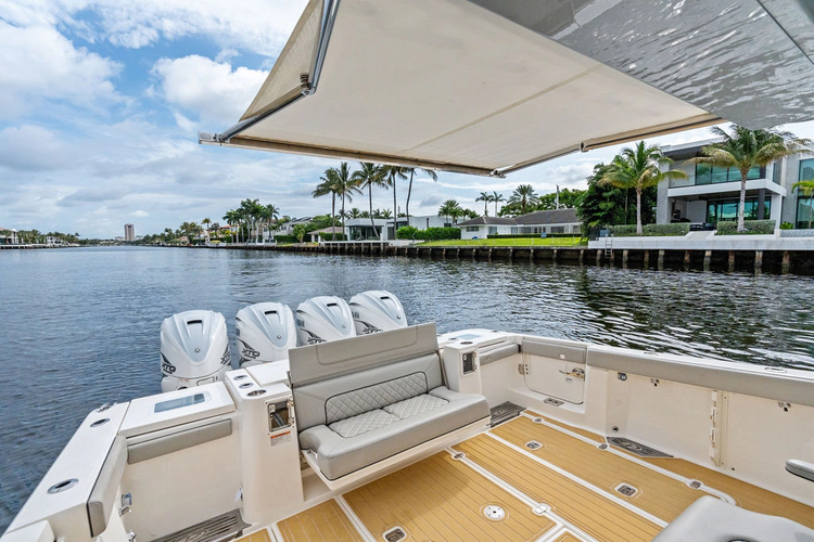 Ninipop Yacht Photos Pics 