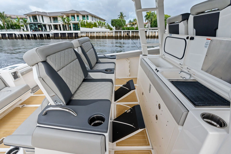 Ninipop Yacht Photos Pics 