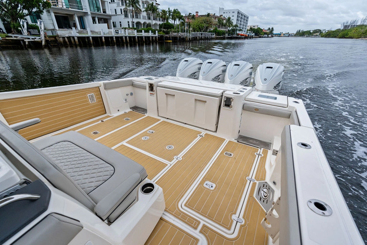 Ninipop Yacht Photos Pics 