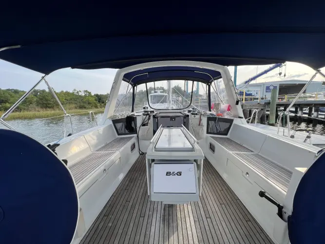 Serendipity Yacht Photos Pics 
