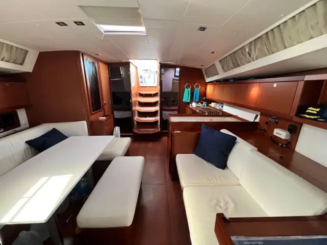 Serendipity Yacht Photos Pics 