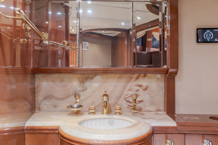 Active Octo Yacht Photos Pics 