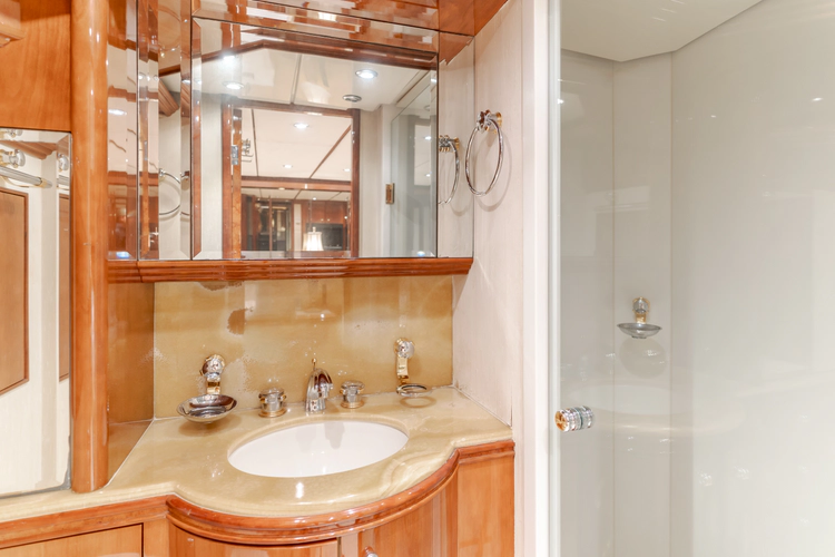 Active Octo Yacht Photos Pics 