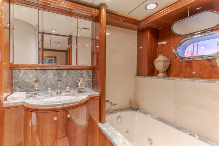 Active Octo Yacht Photos Pics 