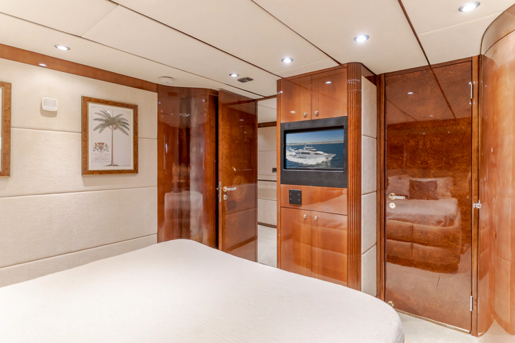 Active Octo Yacht Photos Pics 