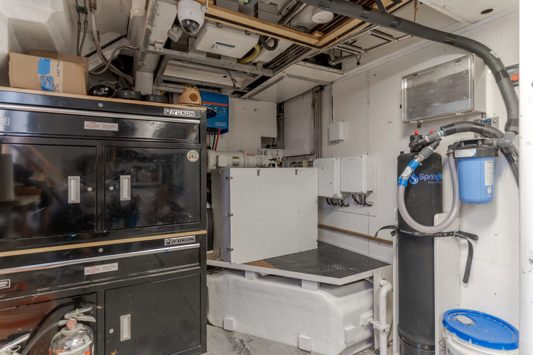 Active Octo Yacht Photos Pics 