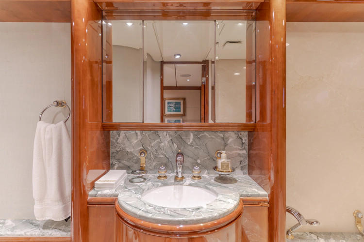 Active Octo Yacht Photos Pics 